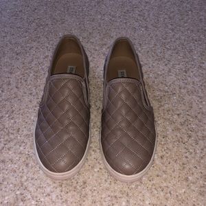 Steve Madden Ecentrcq